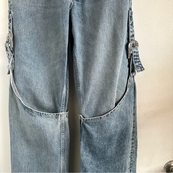 ZARA Rare Utility Cargo Jeans | Wide-Leg w/ Strap & Ring Details Size 2 - Picture 3 of 14
